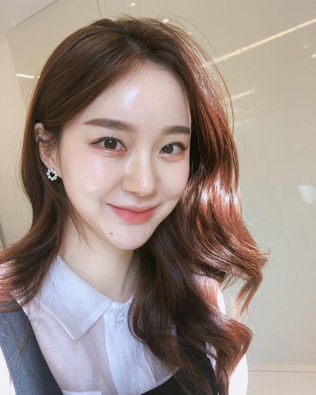 Cứ nghĩ d&ugrave;ng Retinol c&agrave;ng mạnh th&igrave; c&agrave;ng nhanh trẻ h&oacute;a? B&aacute;c sĩ da liễu chỉ ra điều nhiều người đang hiểu sai - Ảnh 2.