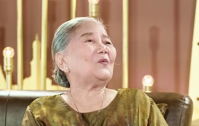 Nữ NSƯT 81 tuổi phải nu&ocirc;i 2 ch&aacute;u nội: "Tr&aacute;ch nhiệm tr&ecirc;n vai t&ocirc;i rất nặng"- Ảnh 1.