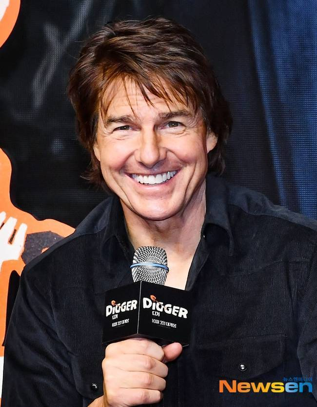 "Bắt gọn" Tom Cruise hẹn hò ở sông Hàn?- Ảnh 3.