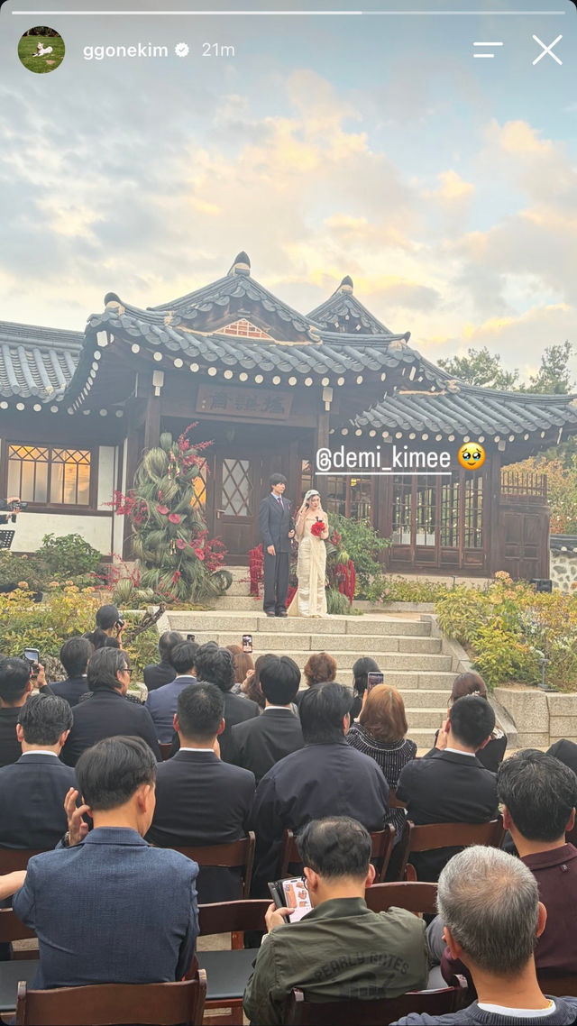 Mỹ nhân Quân Vương Bất Diệt bí mật cưới chả ai biết, nhờ Kim Go Eun tiết lộ mới thấy hôn lễ toàn sao- Ảnh 7.