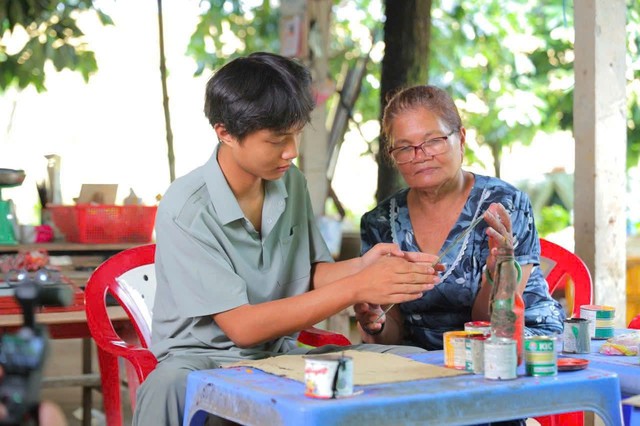 SẮC – 54 Dân tộc Việt Nam: Kể chuyện vănhoasa bằng nghệ thuật, nuôi dưỡng ước mơ tuổi trẻ - Ảnh 3.