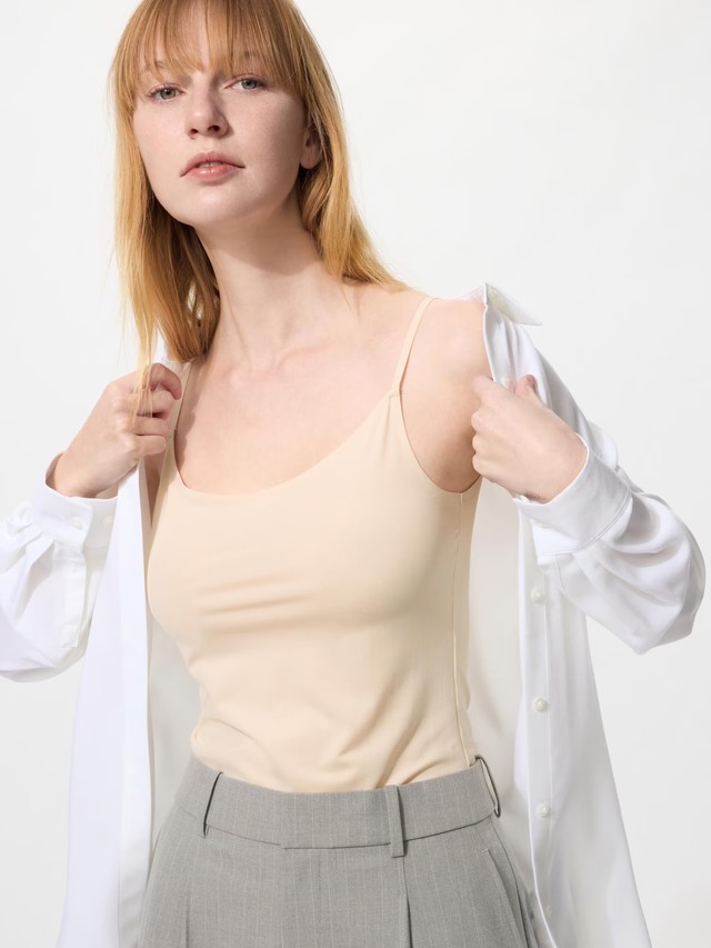 Mặc &aacute;o s&aacute;ng m&agrave;u kh&ocirc;ng sợ lộ nội y: Chỉ cần chọn đ&uacute;ng &aacute;o hai d&acirc;y t&ocirc;ng nude - Ảnh 10.
