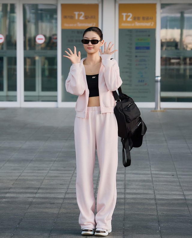 Kim Yoo Jung đổi style g&aacute;i Mỹ- Ảnh 1.