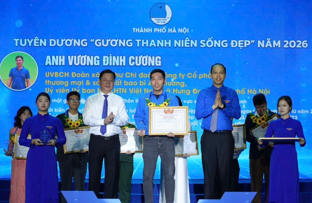 Khởi nghiệp từ lợi thế quê hương, Vương Đình Cương vinh dự nhận giải “Thanh niên sống đẹp” 2026 - Ảnh 1.