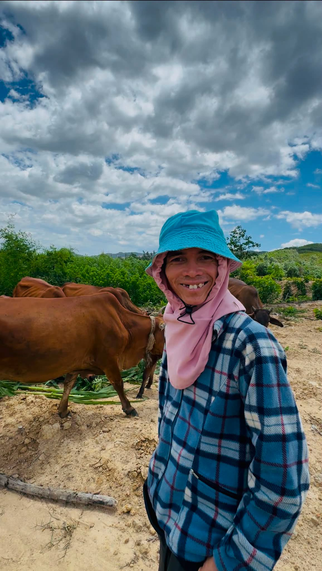 Lý do “người chăn bò giàu nhất Việt Nam” có nhà hơn 1 tỷ nhưng không ở, lại đi ở trọ- Ảnh 1.
