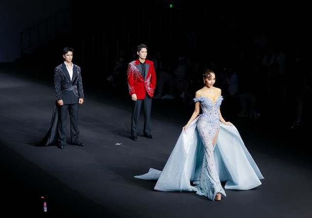 Jennifer Ly mang "Nữ hoàng bóng đêm" đến Shanghai Fashion Week 2027 - Ảnh 3.