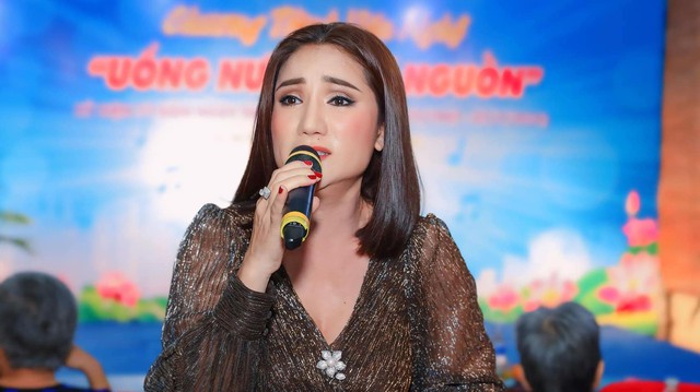 Nữ NSƯT 50 tuổi bỏ nghề vì bị đề nghị khiếm nhã: "Những người này qua đời hết rồi" - Ảnh 2.
