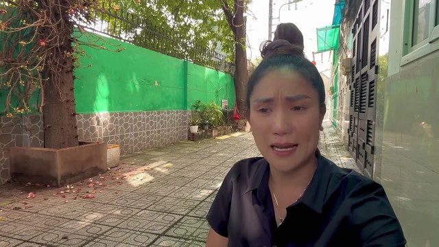 Nữ NSƯT làm mẹ đơn thân nói thẳng: "Những đồng tiền đó không đủ cho tôi" - Ảnh 1.