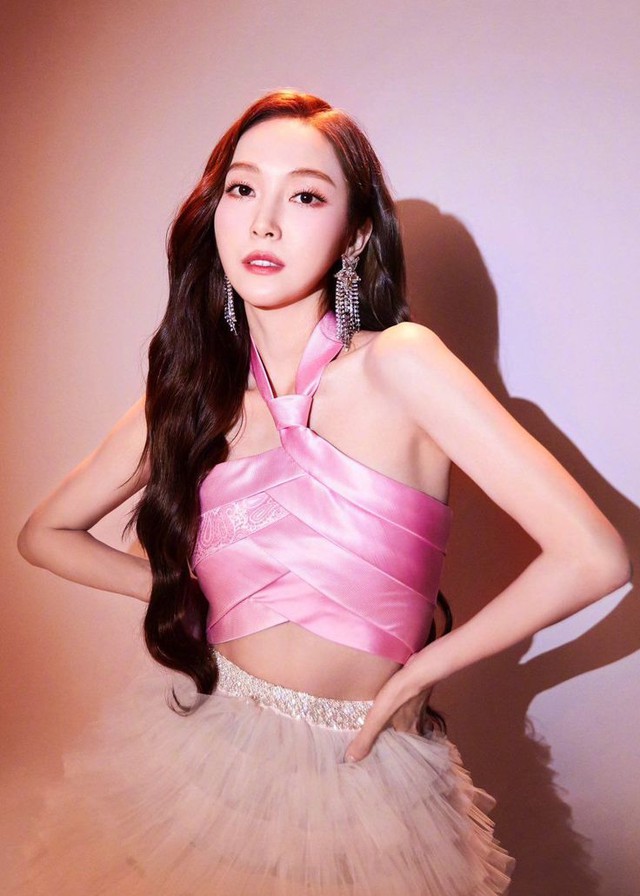 Trước khi hết thời, c&ocirc;ng ch&uacute;a showbiz tung ho&agrave;nh ngang dọc, nhan sắc băng thanh nh&igrave;n g&oacute;c n&agrave;o cũng thấy đẹp
- Ảnh 11.