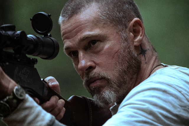U70 Brad Pitt đối mặt thử th&aacute;ch sinh tử dưới l&agrave;n nước lạnh: Chỉ 2 ph&uacute;t đ&atilde; t&ecirc; t&aacute;i, 15 ph&uacute;t c&oacute; thể mất mạng - Ảnh 5.
