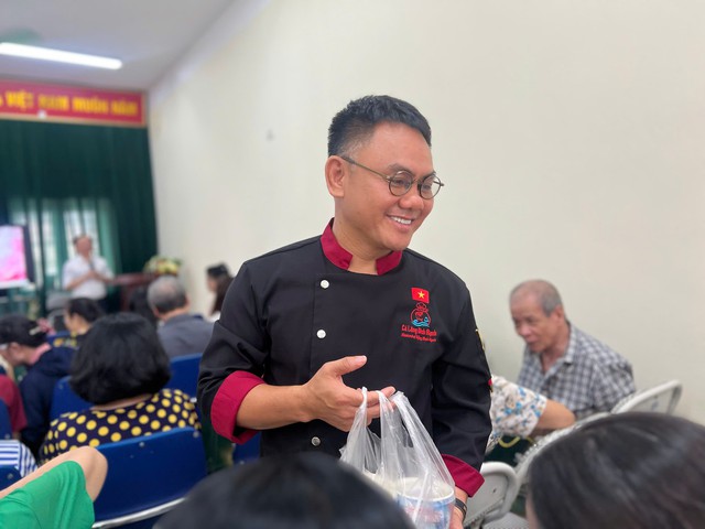 Những c&acirc;u chuyện đời thường đong đầy cảm x&uacute;c của phụ nữ khiếm thị - Ảnh 2.