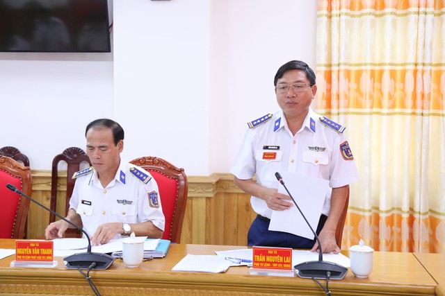 Bộ Tư lệnh Vùng Cảnh sát biển 4 tổng kết công tác thi đua, khen thưởng và phong trào thi đua Quyết thắng năm 2026 - Ảnh 3.