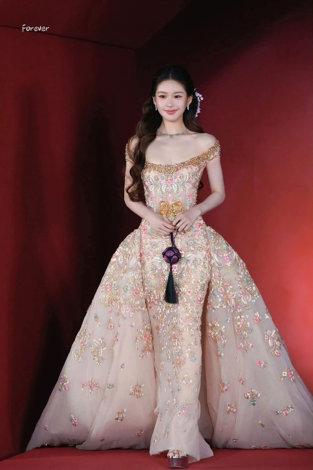 Triệu Lộ Tư “bớt nhựa”- Ảnh 3.