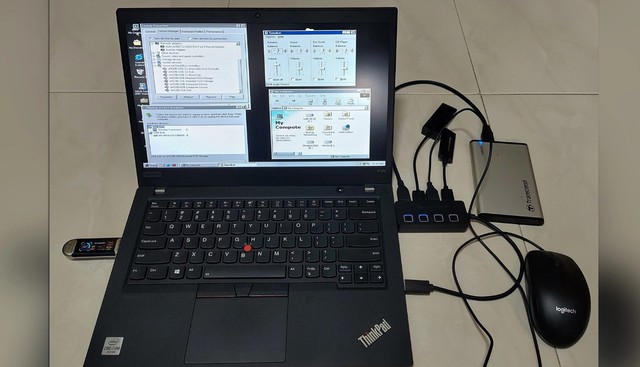 Vibe coding đưa Windows 98 “du hành tới tương lai”, thử nghiệm cả Thunderbolt 4 - Ảnh 1.