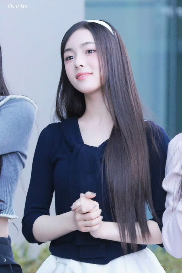 Mới 13 tuổi, nữ ca sĩ lai hai dòng máu đã thành "cú sốc visual mới" - Ảnh 8.