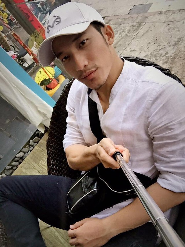 Ch&agrave;ng bồi b&agrave;n đến giọng n&oacute;i cũng bị ch&ecirc; giờ l&agrave; Thị đế đầu ti&ecirc;n của Việt Nam, được khen kh&ocirc;ng thua Lương Triều Vỹ - Ảnh 1.
