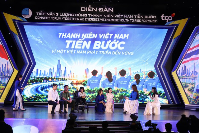 Tiếp năng lượng c&ugrave;ng thanh ni&ecirc;n Việt Nam tiến bước - Ảnh 4.