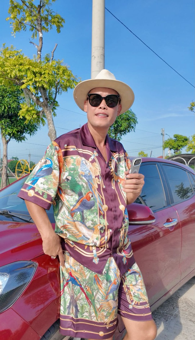 Nghệ sĩ Việt vướng loạt thị phi, thay vợ như thay &aacute;o, U50 kh&ocirc;ng mặn m&agrave; y&ecirc;u đương- Ảnh 6.