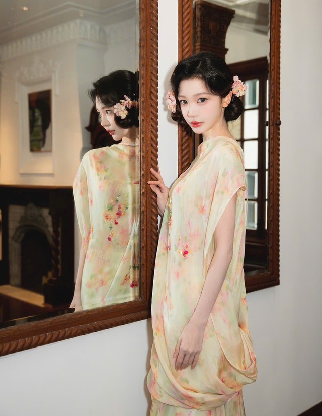 Hot Douyin gầy như bộ xương khô trên thảm đỏ- Ảnh 8.