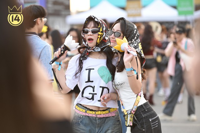 &ldquo;Gu thời trang của fan Việt đỉnh thật&rdquo;: 2 ng&agrave;y BIGBANG tới Mỹ Đ&igrave;nh đ&atilde; khiến V.I.P quốc tế phải nể- Ảnh 1.