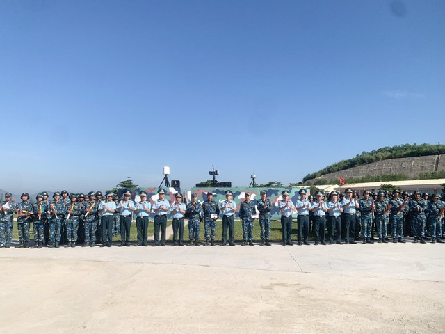 Trung đoàn 224 quyết tâm hoàn thành xuất sắc nhiệm vụ tham gia diễn tập bắn đạn thật năm 2026 - Ảnh 4.