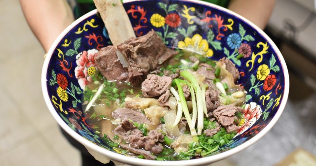 Người đàn ông bị suy thận sau nhiều năm ăn một loại thực phẩm: Bác sĩ cảnh báo 5 sai lầm nhiều người mắc - Ảnh 2.