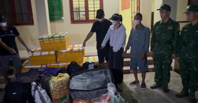 Đồn Biên phòng CKQT Lào Cai: Triệt phá đường dây nhập lậu trứng gà non qua biên giới - Ảnh 1.