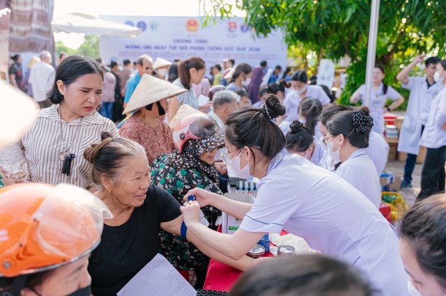Mỗi phút đều quý giá: Chung tay chủ động phòng, chống đột quỵ - Ảnh 2.