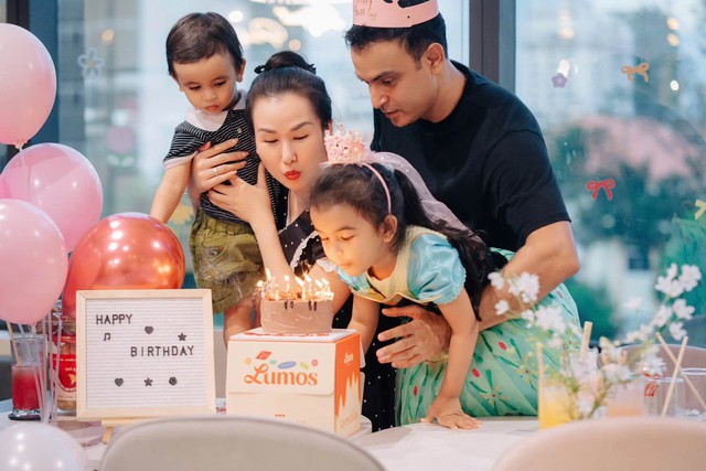 Con gái Võ Hạ Trâm "giao diện Ấn Độ nhưng hệ điều hành miền Tây", thừa hưởng giọng hát cao vút của mẹ - Ảnh 8.