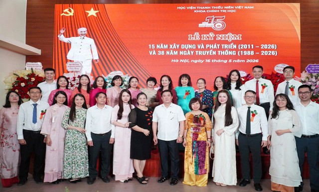 Khoa Chính trị học vững bước phát triển cùng Học viện trong kỷ nguyên mới - Ảnh 2.