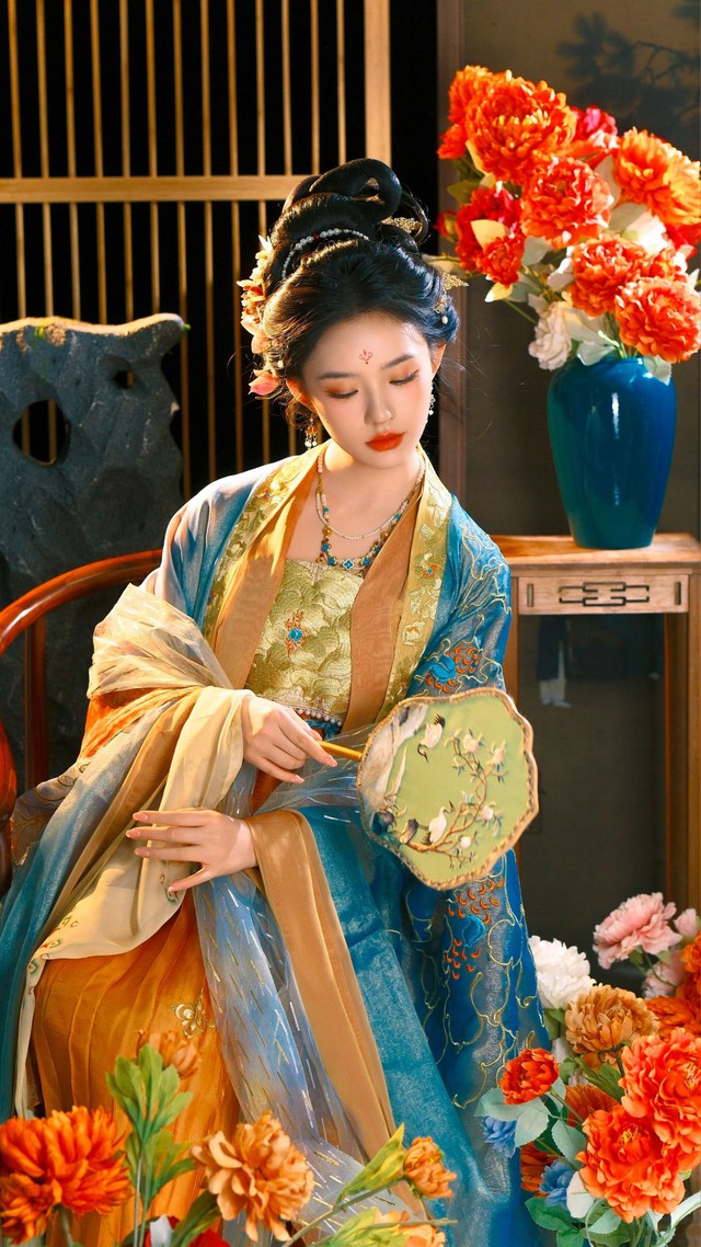 Tử vi tuần mới (2/11-8/11): 3 ch&ograve;m sao may mắn nhất, c&ocirc;ng việc lẫn tiền bạc đều c&oacute; tin vui - Ảnh 2.