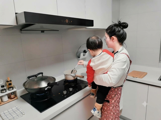 2 đứa con đã nuôi không xuể, chồng vẫn đòi sinh thêm vì một câu nói của bố mẹ: Nghe điều kiện tôi đưa ra, anh lập tức nổi giận- Ảnh 1.