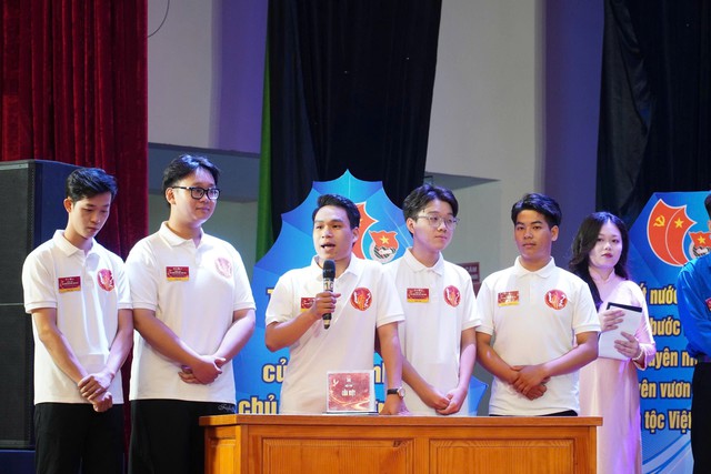 Chung kết Cuộc thi “Con đường ánh sáng” nhân kỷ niệm 70 năm Ngày truyền thống Học viện Thanh thiếu niên Việt Nam - Ảnh 6.