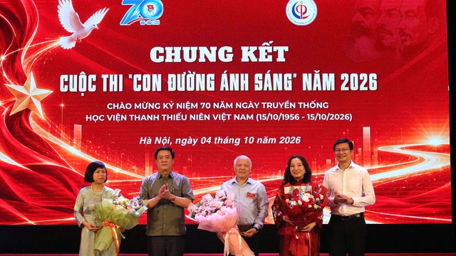 Chung kết Cuộc thi “Con đường ánh sáng” nhân kỷ niệm 70 năm Ngày truyền thống Học viện Thanh thiếu niên Việt Nam - Ảnh 3.