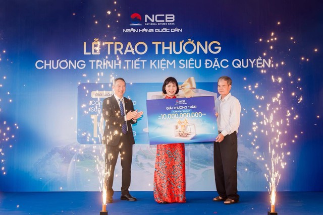 Biệt thự 25 tỷ đồng vừa có chủ, NCB tiếp tục tung quà tặng 17 căn hộ cho khách hàng gửi tiết kiệm trong tháng 10 - Ảnh 1.
