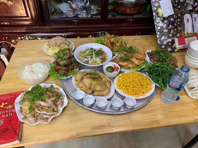Về chơi gặp chị chồng trong bếp, tôi hỏi "nhà có giỗ ạ" mà chị đáp 1 câu khiến tôi không nhịn nổi- Ảnh 1.