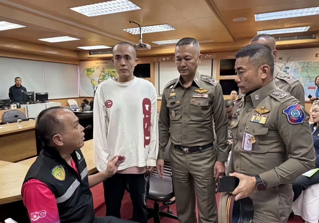 Nam diễn vi&ecirc;n 9X l&agrave; nạn nh&acirc;n thật của ổ bu&ocirc;n người: Bị lừa b&aacute;n 3 lần trong 4 ng&agrave;y, xem phim t&agrave;i liệu tr&ecirc;n đ&agrave;i trung ương m&agrave; đỏ mắt- Ảnh 11.