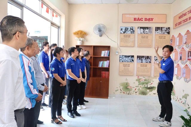 Học tập và thực hành theo Bác là nhiệm vụ trọng yếu, thường xuyên - Ảnh 4.