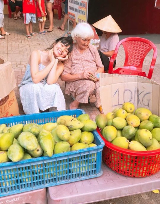 Diễn viên Khánh Vân báo tin tang sự - Ảnh 1.