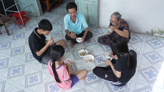 Nữ diễn vi&ecirc;n SN 1990 lấy chồng H&agrave;n Quốc bật kh&oacute;c- Ảnh 1.