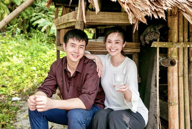Nam diễn vi&ecirc;n VTV từng nghỉ học, chạy xe tải, l&agrave;m đồng n&aacute;t: Giờ l&agrave; chồng của MC c&oacute; nụ cười đẹp nhất nh&agrave; đ&agrave;i- Ảnh 8.