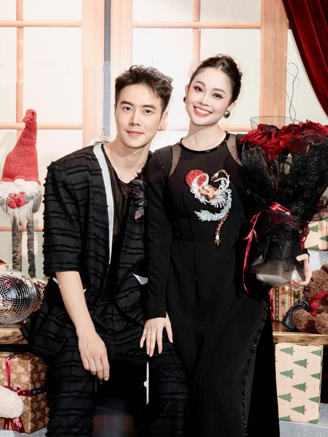 Nam diễn vi&ecirc;n VTV từng nghỉ học, chạy xe tải, l&agrave;m đồng n&aacute;t: Giờ l&agrave; chồng của MC c&oacute; nụ cười đẹp nhất nh&agrave; đ&agrave;i- Ảnh 6.