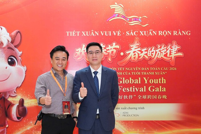 Đạo diễn Phan Bảo tự h&agrave;o v&agrave; hạnh ph&uacute;c khi thực hiện chương tr&igrave;nh đ&oacute;n Tết Nguy&ecirc;n đ&aacute;n to&agrave;n cầu 2026 &ldquo;Bạn đồng h&agrave;nh của tuổi thanh xu&acirc;n&rdquo; - Ảnh 1.