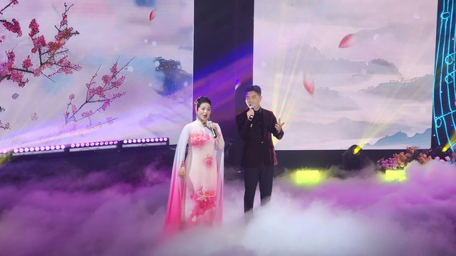 Đạo diễn Phan Bảo tự h&agrave;o v&agrave; hạnh ph&uacute;c khi thực hiện chương tr&igrave;nh đ&oacute;n Tết Nguy&ecirc;n đ&aacute;n to&agrave;n cầu 2026 &ldquo;Bạn đồng h&agrave;nh của tuổi thanh xu&acirc;n&rdquo; - Ảnh 5.