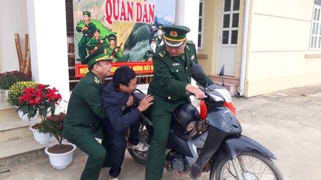 Mang tết ấm, xu&acirc;n vui về miền bi&ecirc;n cương Mẫu Sơn lạnh gi&aacute;- Ảnh 7.