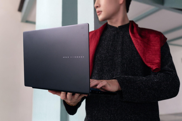 Khi chiếc laptop ph&ugrave; hợp gi&uacute;p chị em tự tin hơn trong t&igrave;nh huống thường ng&agrave;y- Ảnh 3.