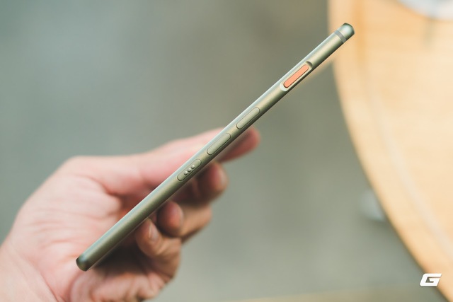 Tr&ecirc;n tay nhanh Viwoods AIPaper Reader: Chiếc m&aacute;y đọc s&aacute;ch mang h&igrave;nh h&agrave;i smartphone với thiết kế tối giản- Ảnh 4.