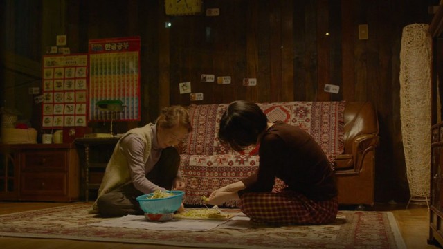 Gửi th&ecirc;m 5 triệu nữa l&agrave; c&oacute; 3 tỷ &ldquo;ăn Tết&rdquo;, h&aacute;o hức vượt 12.000km về đến nh&agrave; th&igrave; mẹ n&oacute;i: &ldquo;Con c&oacute; gửi mẹ đồng n&agrave;o đ&acirc;u&rdquo;- Ảnh 2.