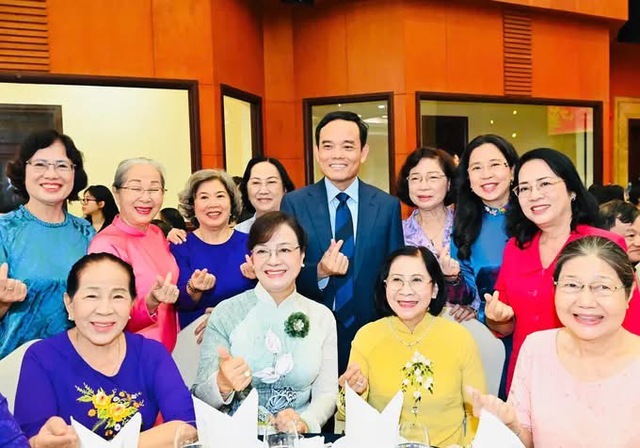 Giữ g&igrave;n, ph&aacute;t huy gi&aacute; trị truyền thống c&aacute;c thế hệ đi trước d&agrave;y c&ocirc;ng vin đắp - Ảnh 5.