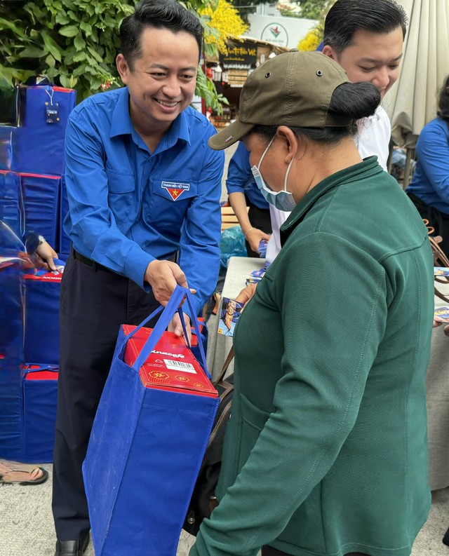 C&oacute; một chương tr&igrave;nh &yacute; nghĩa như thế &ldquo; Mang tết về nh&agrave;&rdquo; - Ảnh 7.